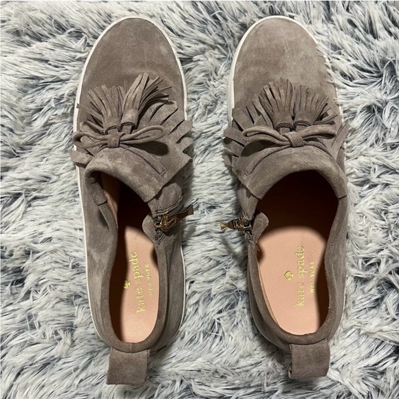 KATE SPADE- Womens Size 7.5 Gray Suede Lena Tassel Sneakers Shoe - Picture 7 of 11